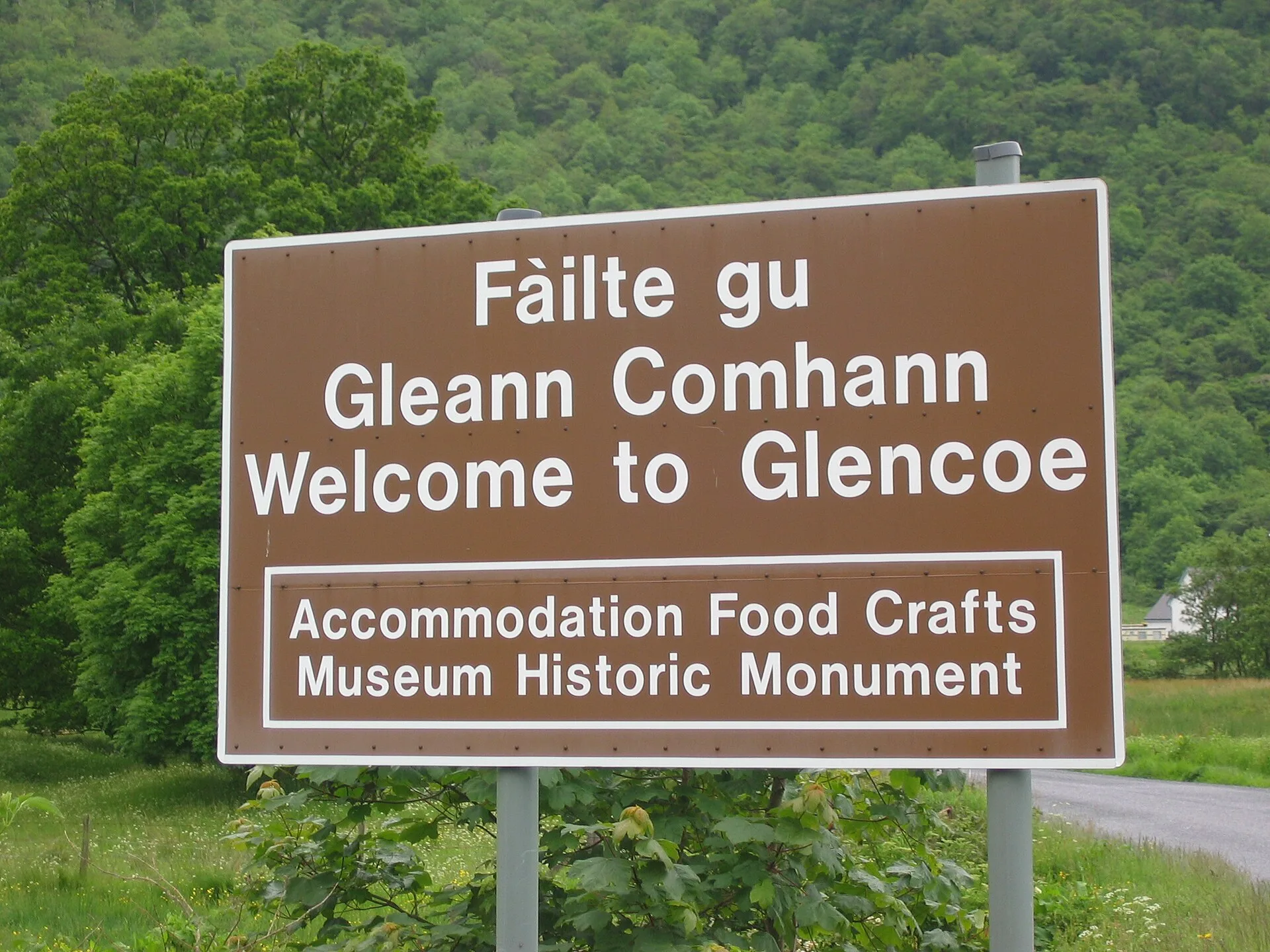 Glencoe road sign in Gaelic and English, Scotland